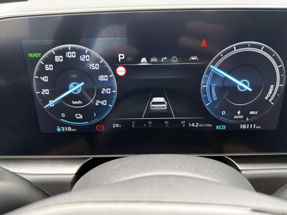 56277587-kia-niro-ev-edition-64-8-kwh-navi-climate-control-apple-carplay-android-auto-2023