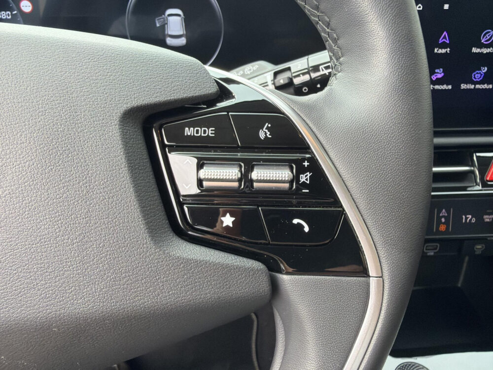 56277587-kia-niro-ev-edition-64-8-kwh-navi-climate-control-apple-carplay-android-auto-2023