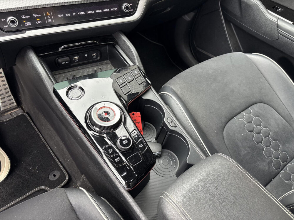 56277596-kia-sportage-1-6-t-gdi-hybrid-gt-line-1e-eigenaar-dealer-onderhouden-topstaat-met-electrische-wegklapbare-haak-2024