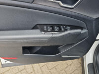 56301275-kia-sportage-1-6-t-gdi-plug-in-hybrid-awd-dynamicplusline-eerste-eigenaar-dealeronderhouden-panoramadak-2022