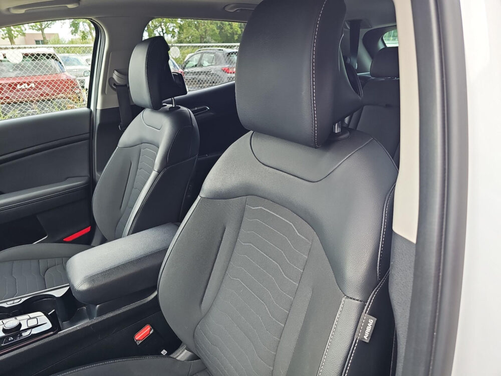 56301275-kia-sportage-1-6-t-gdi-plug-in-hybrid-awd-dynamicplusline-eerste-eigenaar-dealeronderhouden-panoramadak-2022