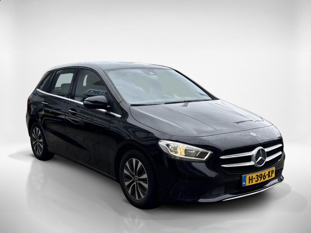 56306286-mercedes-benz-b-klasse-200-business-solution-navigatie-achteruitrijcamera-elektrische-kofferklep-2020