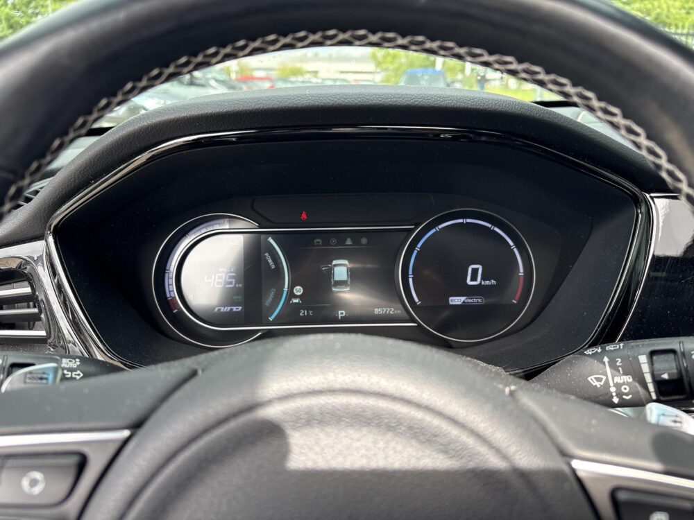 56327011-kia-e-niro-executiveline-64-kwh-1e-eigenaar-trekhaak-2021