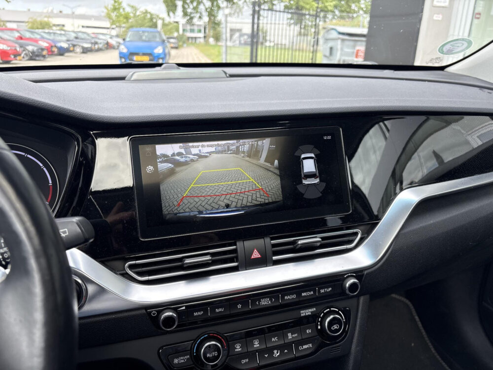 56327011-kia-e-niro-executiveline-64-kwh-1e-eigenaar-trekhaak-2021