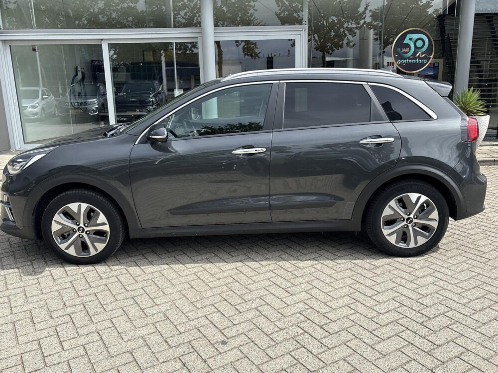 56327011-kia-e-niro-executiveline-64-kwh-1e-eigenaar-trekhaak-2021
