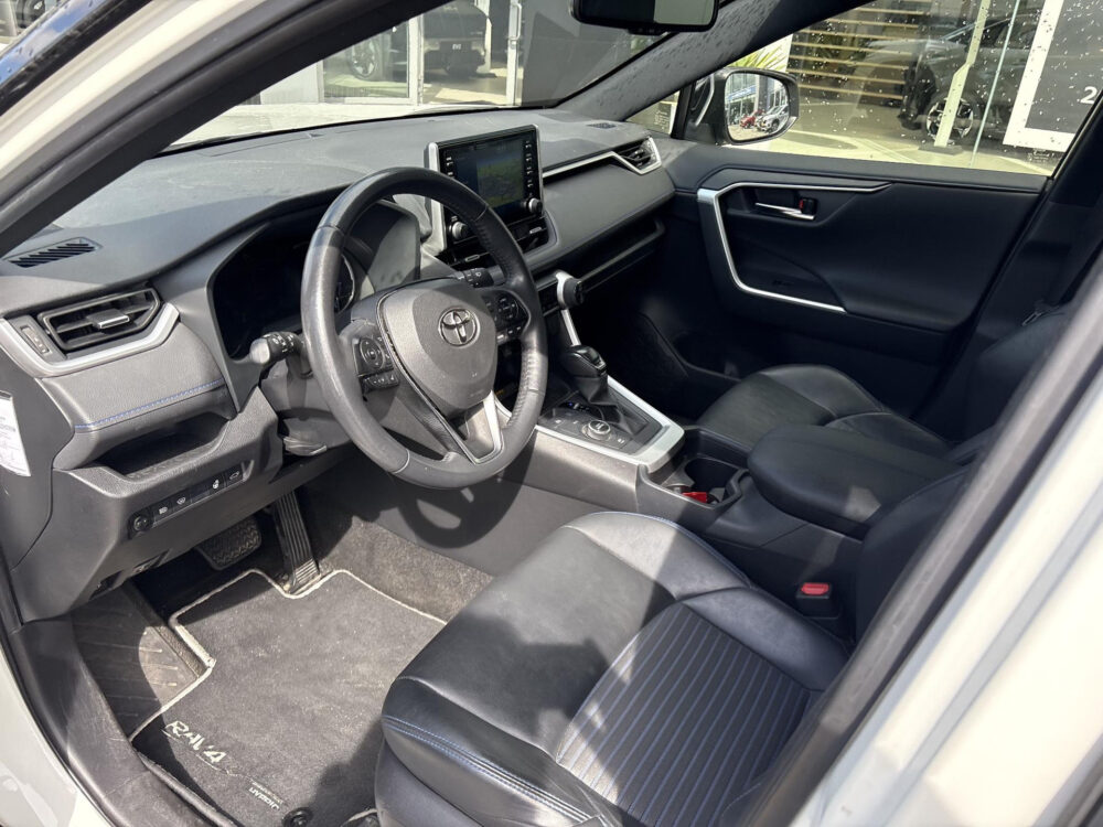 56332547-toyota-rav4-2-5-hybrid-awd-style-trekhaak-in-perfecte-staat-2021
