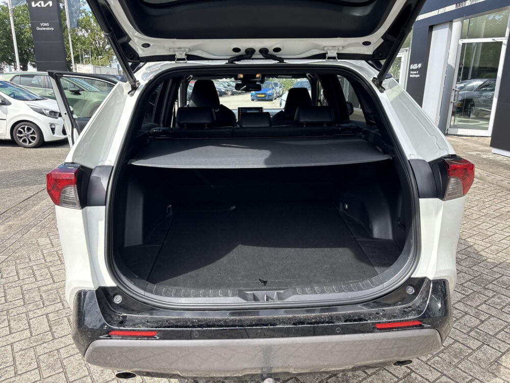 56332547-toyota-rav4-2-5-hybrid-awd-style-trekhaak-in-perfecte-staat-2021
