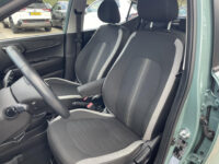 56356565-hyundai-i10-1-0-comfort-smart-5-zits-navigatie-achteruitrijcamera-1e-eigenaar-2023