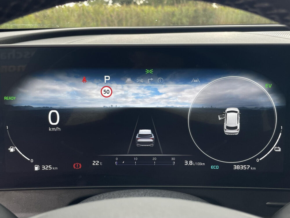 56394869-kia-sportage-1-6-t-gdi-plug-in-hybrid-awd-gt-plusline-trekhaak-afneembaar-panorama-schuifdak-stoel-verwarming-ventilatie-memory-stoel-2024