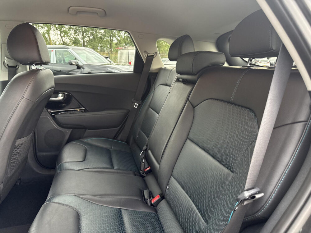 56395145-kia-e-niro-executiveline-64-kwh-leder-stoelverwarming-ventilatie-elektrische-stoel-2022