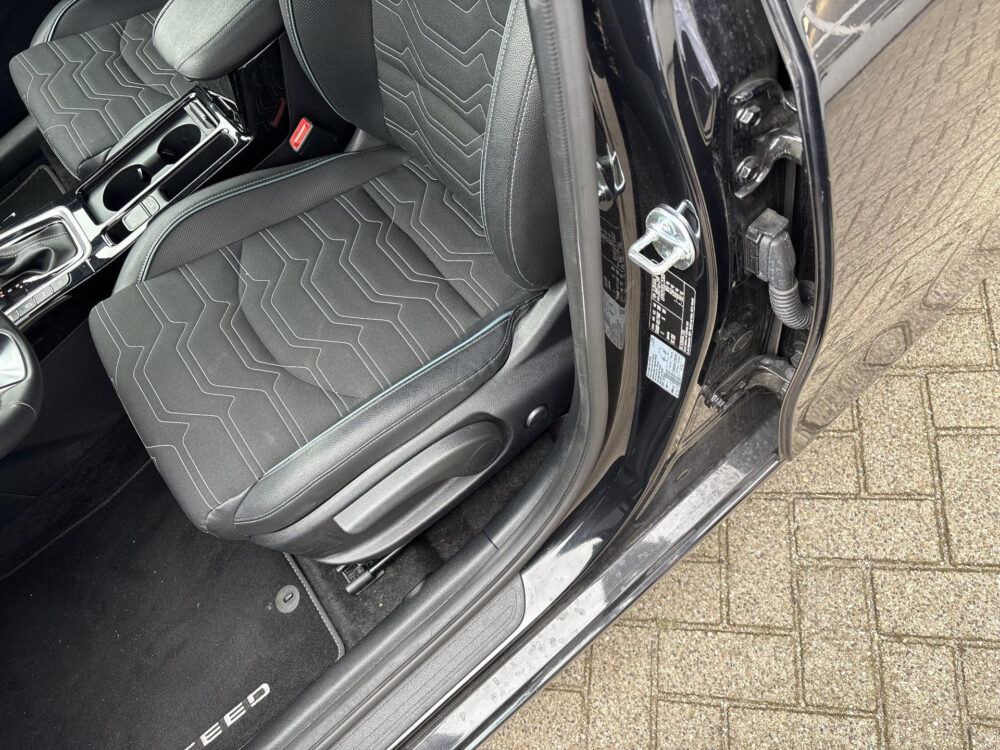 56417043-kia-ceed-1-0-t-gdi-mhev-design-edition-automaat-2025