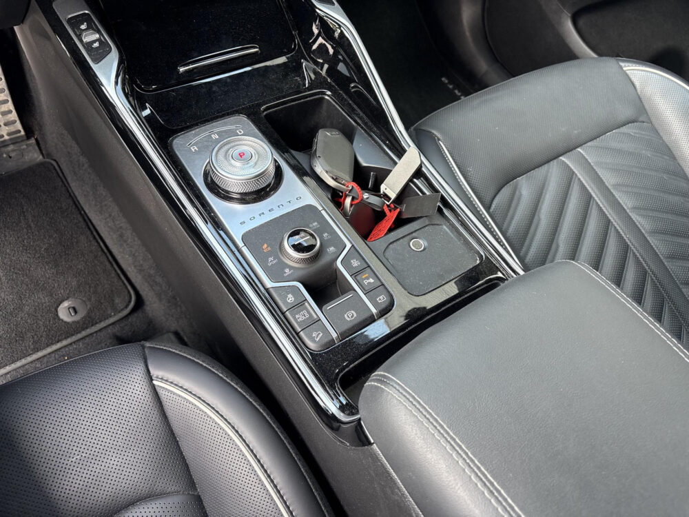 56427372-kia-sorento-1-6-t-gdi-plug-in-hybrid-4wd-executiveline-7p-1e-eigenaar-trekhaak-treeplanken-dealeronderhouden-btw-2025