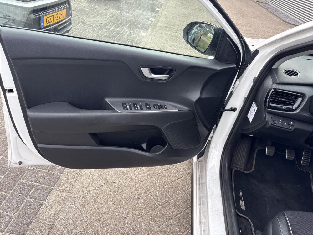 56523611-kia-rio-1-0-t-gdi-mhev-gt-line-2e-eigenaar-45-000km-topstaat-gt-uitvoering-2021