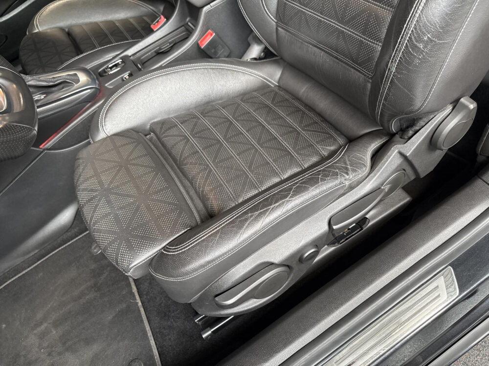 56609885-opel-cascada-1-6-turbo-cosmo-navigatie-achteruitrijcamera-2014