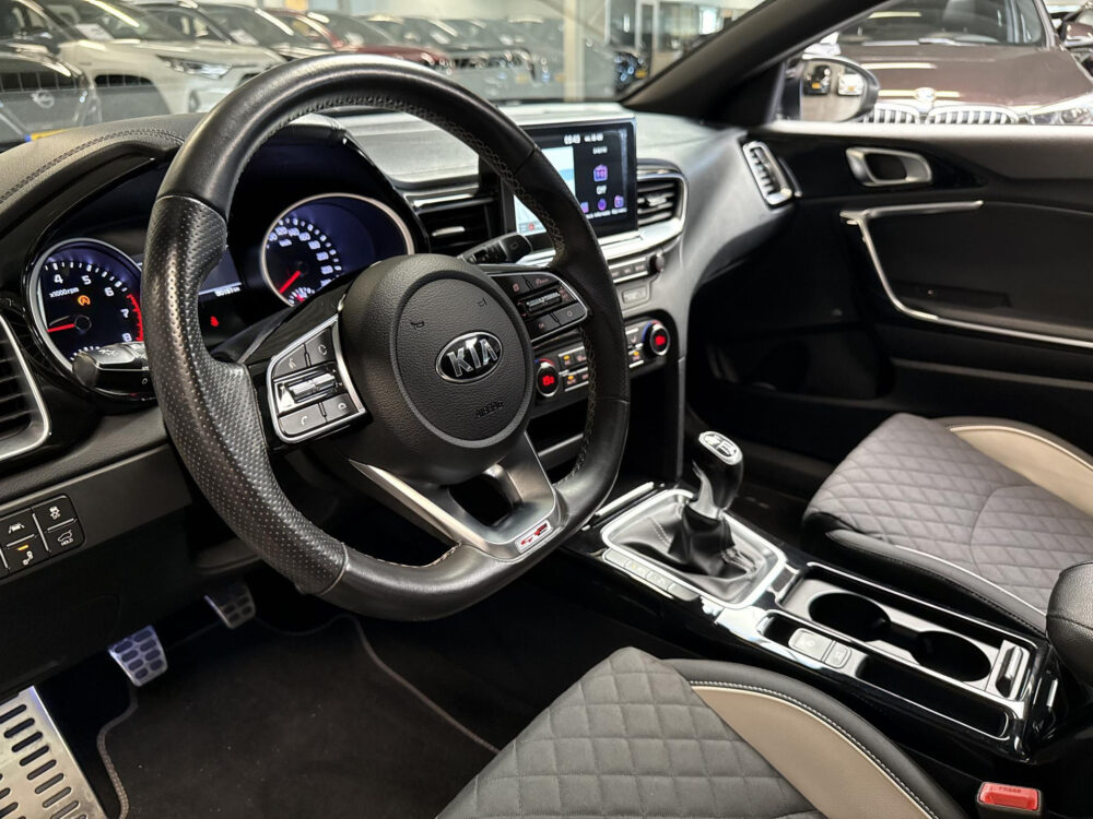56725937-kia-proceed-1-0-t-gdi-gt-line-carplay-cruise-climate-2019