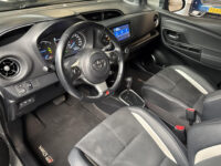 56732648-toyota-yaris-1-5-hybrid-gr-sport-leder-alcantara-cruise-camera-2019