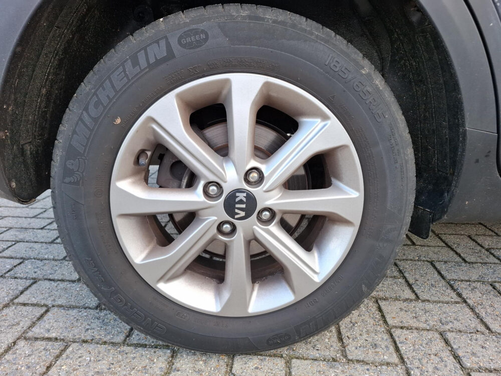 56782181-kia-stonic-1-0-t-gdi-mhev-dynamicline-camera-navi-cruise-control-dealer-onderhouden-2021