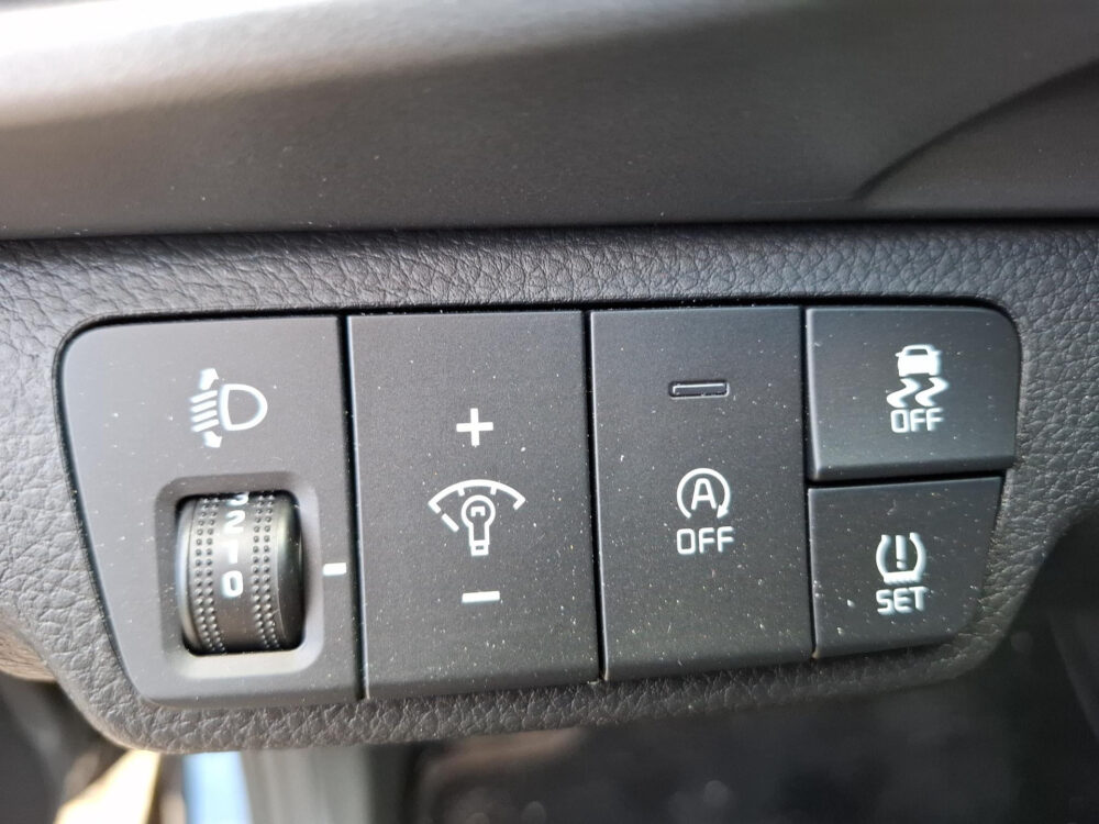 56782181-kia-stonic-1-0-t-gdi-mhev-dynamicline-camera-navi-cruise-control-dealer-onderhouden-2021