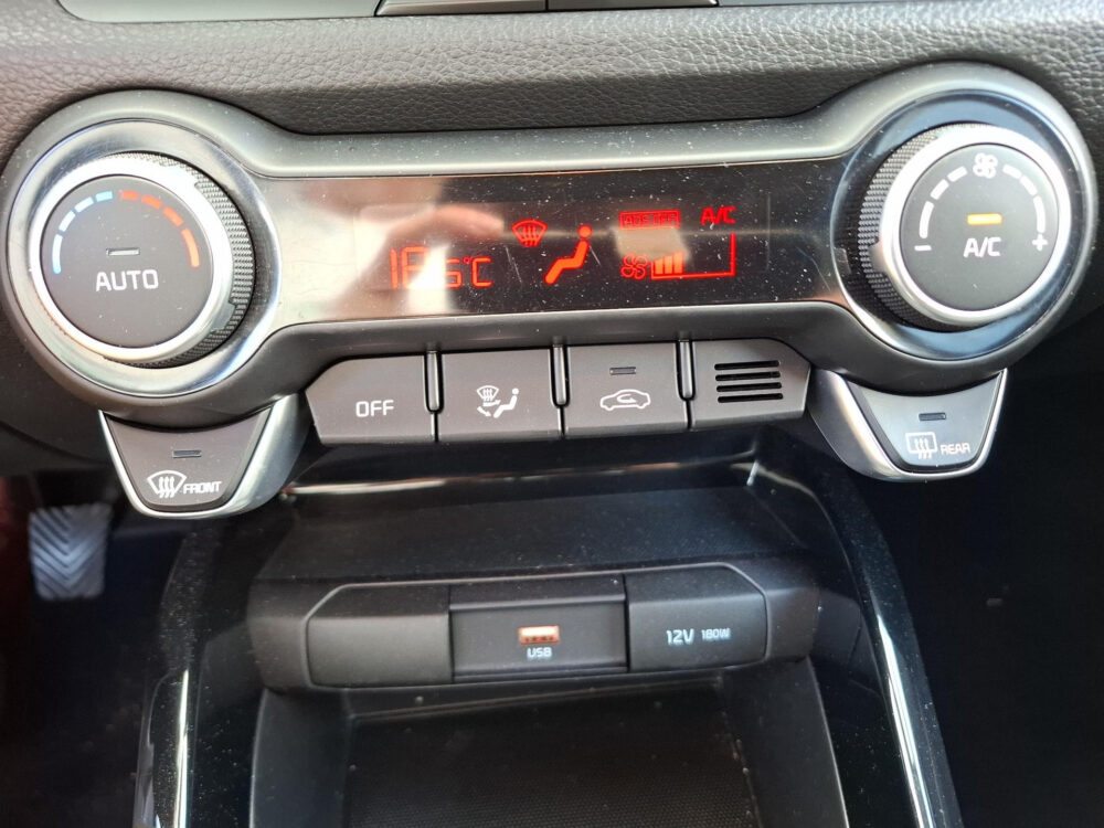 56782181-kia-stonic-1-0-t-gdi-mhev-dynamicline-camera-navi-cruise-control-dealer-onderhouden-2021
