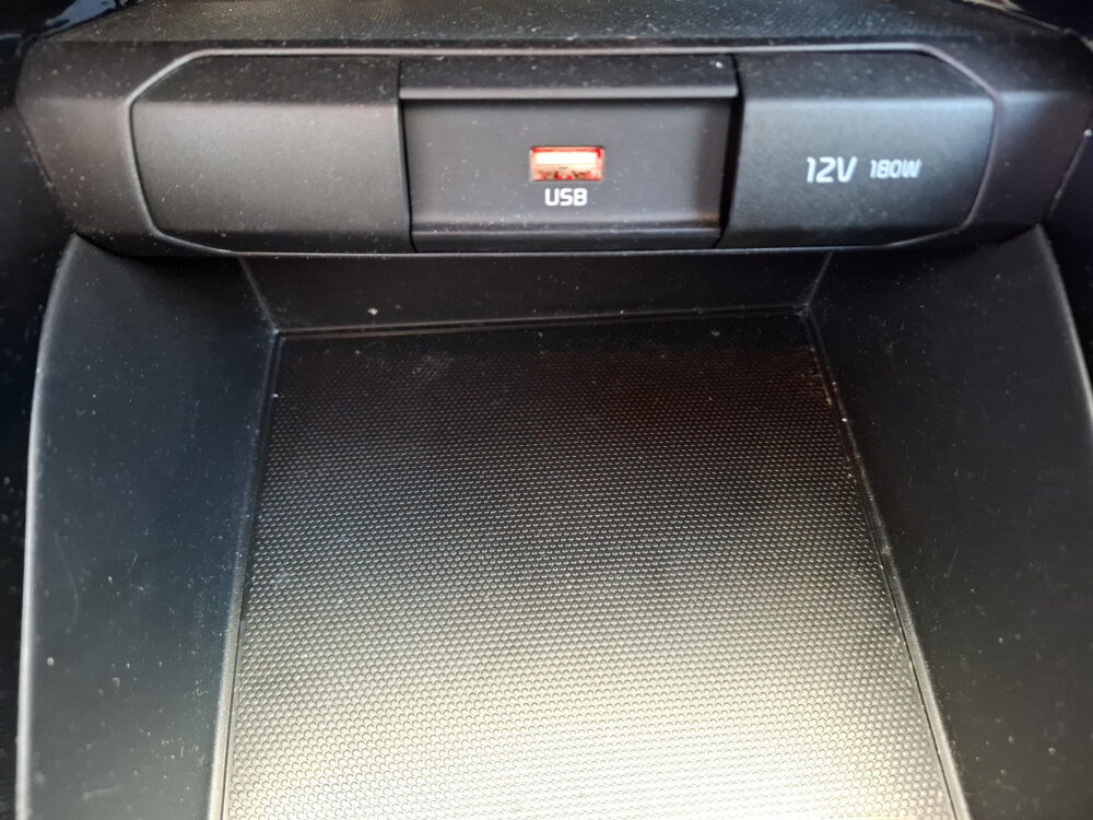 56782181-kia-stonic-1-0-t-gdi-mhev-dynamicline-camera-navi-cruise-control-dealer-onderhouden-2021