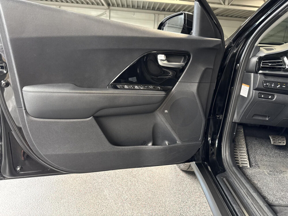 56782991-kia-e-niro-dynamicline-64-kwh-achteruitrijcamera-navigatie-climate-control-2020