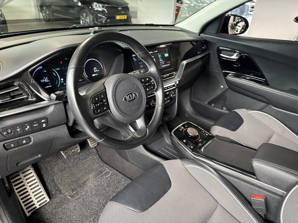 56782991-kia-e-niro-dynamicline-64-kwh-achteruitrijcamera-navigatie-climate-control-2020