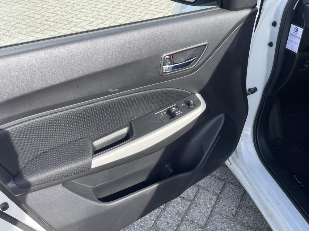 56809156-suzuki-swift-1-2-select-smart-hybrid-garantie-tot-2034-dode-hoek-achteruitrijcamera-cruise-2024