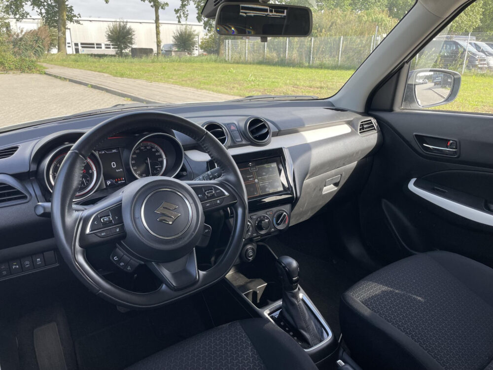 56809156-suzuki-swift-1-2-select-smart-hybrid-garantie-tot-2034-dode-hoek-achteruitrijcamera-cruise-2024