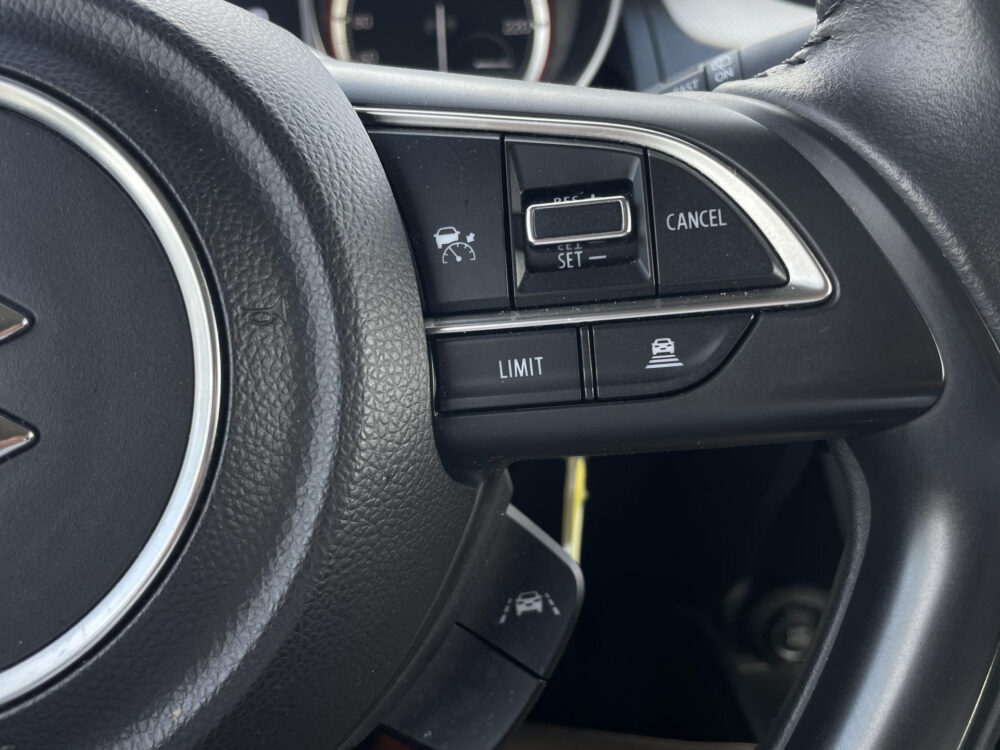56809156-suzuki-swift-1-2-select-smart-hybrid-garantie-tot-2034-dode-hoek-achteruitrijcamera-cruise-2024