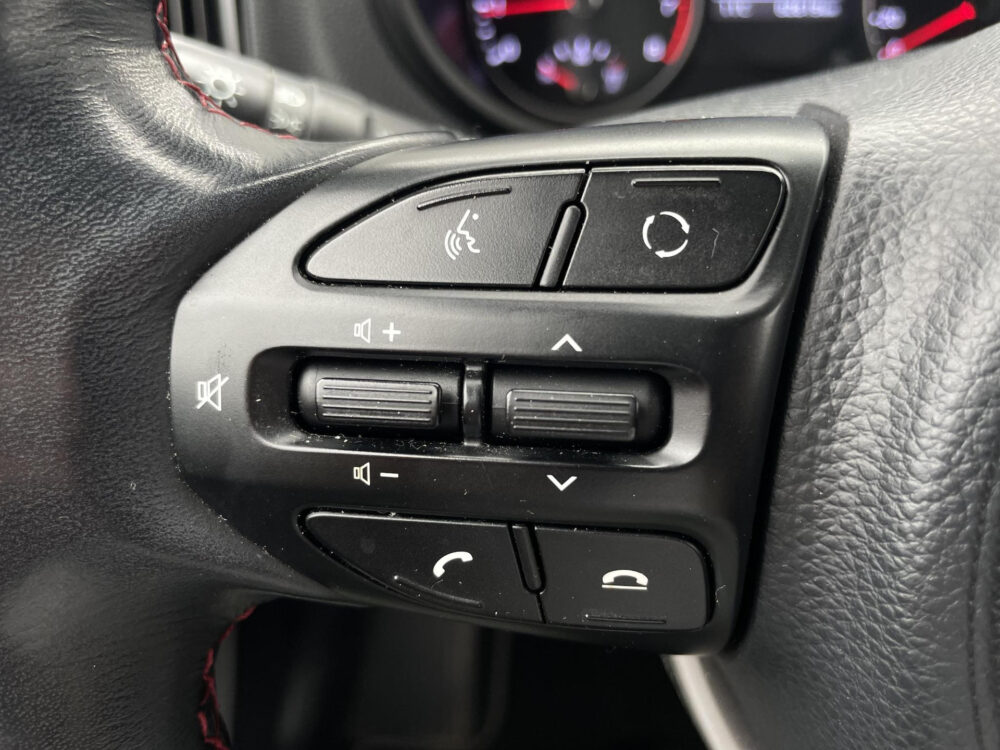 56847942-kia-picanto-1-2-cvvt-gt-line-carplay-leder-camera-led-verlichting-2019