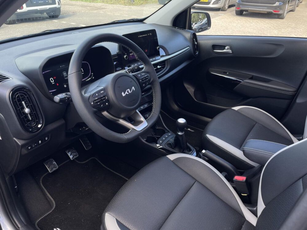 56853812-kia-picanto-1-0-gdi-gt-line-pano-leder-stoel-stuur-verwarming-demo-snel-leverbaar-2026