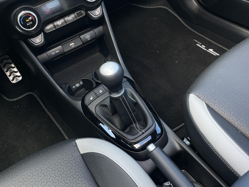 56853812-kia-picanto-1-0-gdi-gt-line-pano-leder-stoel-stuur-verwarming-demo-snel-leverbaar-2026