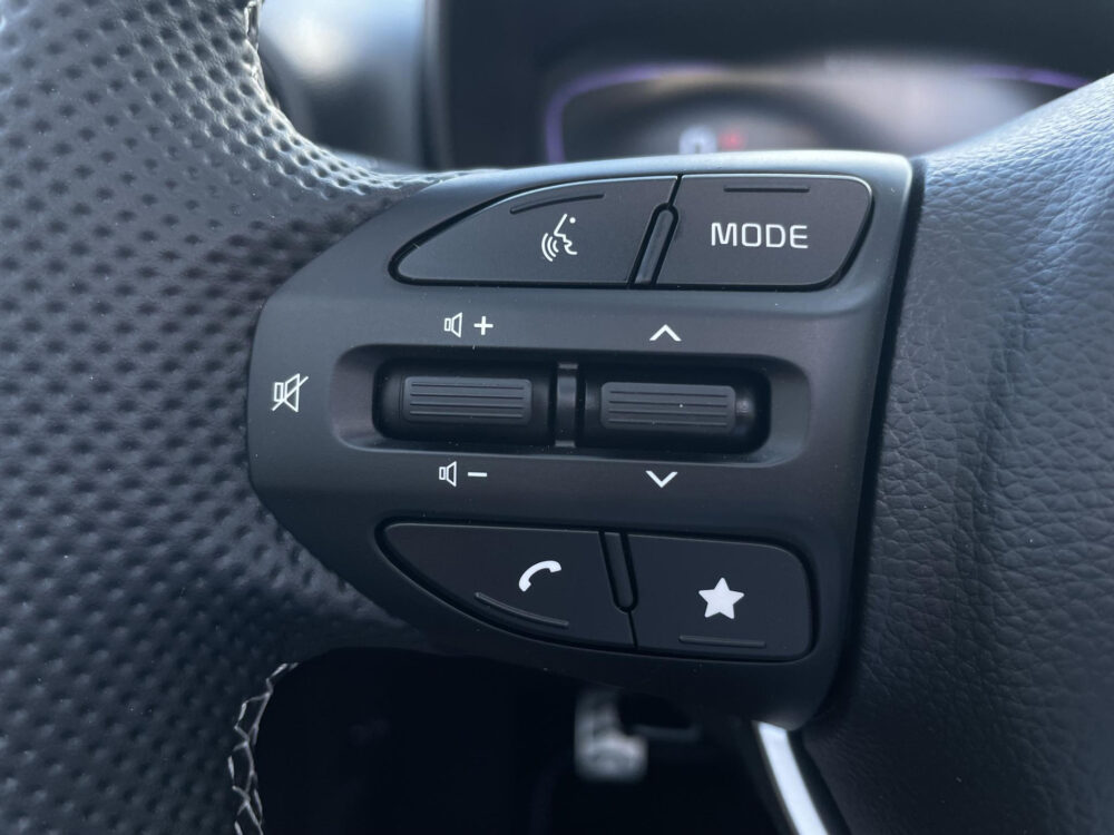 56853812-kia-picanto-1-0-gdi-gt-line-pano-leder-stoel-stuur-verwarming-demo-snel-leverbaar-2026