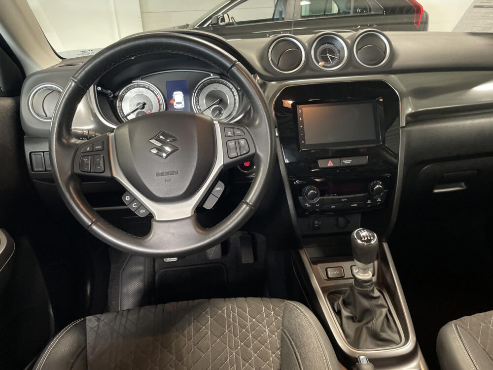 56876569-suzuki-vitara-1-4-boosterjet-style-smart-hybrid-navigatie-eerste-eigenaar-camera-2022