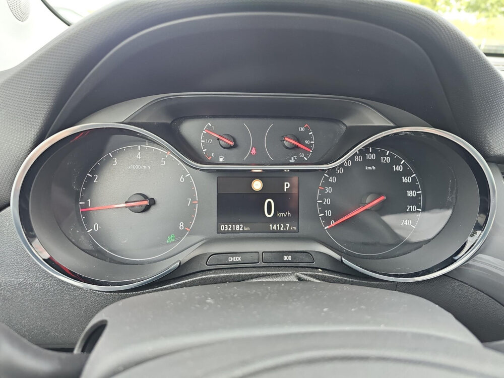 56883230-opel-crossland-1-2-turbo-ultimate-navigatie-camera-17-inch-climate-2021