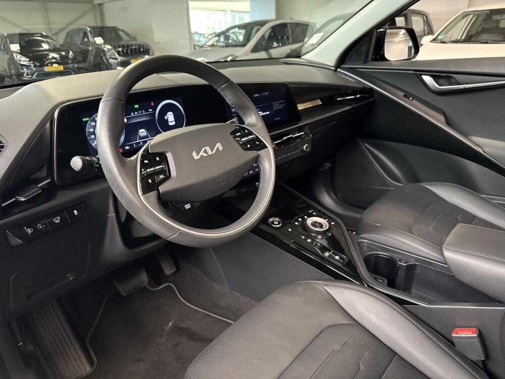 56966738-kia-niro-ev-dynamicplusline-64-8-kwh-fabrieksgarantie-tot-2032-leder-stoel-stuur-verwarming-schuifdak-2022