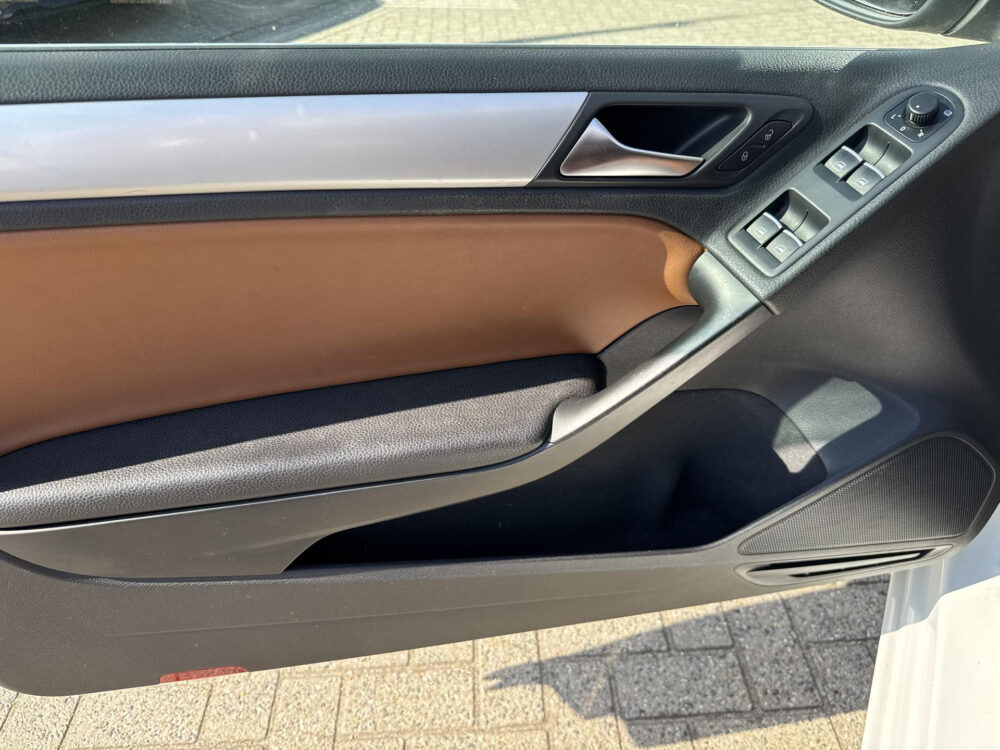 57038793-volkswagen-golf-cabriolet-1-4-tsi-dealer-onderhouden-aantoonbare-historie-2011