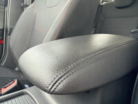57067501-ford-focus-wagon-1-5-titanium-navi-trekhaak-lichtmetaal-zeer-mooie-auto-2017