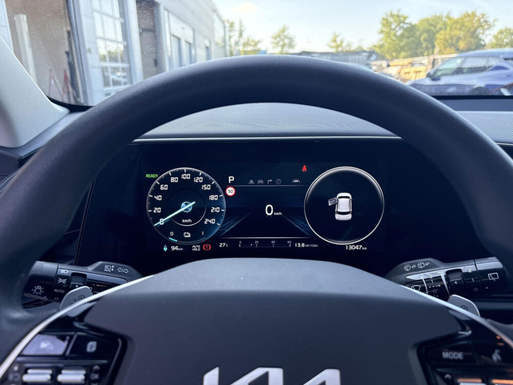 57200406-kia-niro-ev-light-64-8-kwh-13-000km-2026