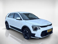 57200406-kia-niro-ev-light-64-8-kwh-13-000km-2026