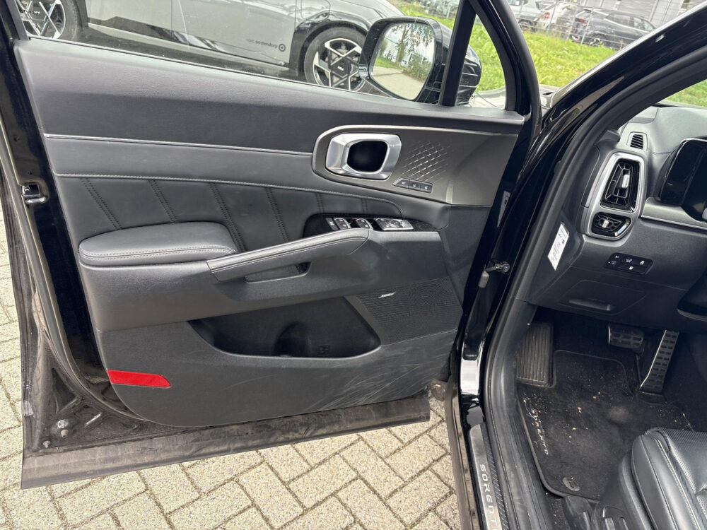 57316527-kia-sorento-1-6-t-gdi-plug-in-hybrid-4wd-executiveline-7p-1e-eigenaar-dealeronderhouden-2023