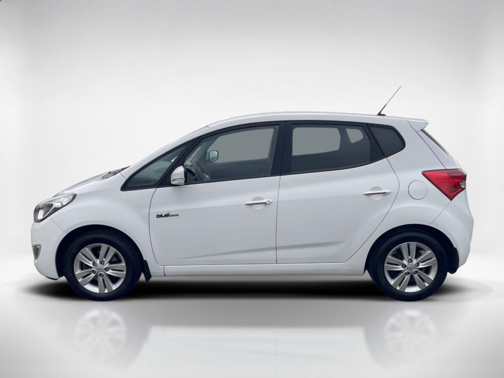 57324136-hyundai-ix20-1-4i-go-navigatie-achteruitrijcamera-2015