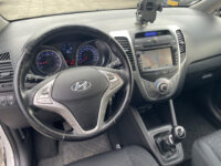57324136-hyundai-ix20-1-4i-go-navigatie-achteruitrijcamera-2015