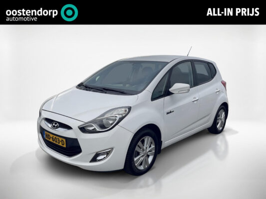 57324136-hyundai-ix20-1-4i-go-navigatie-achteruitrijcamera-2015