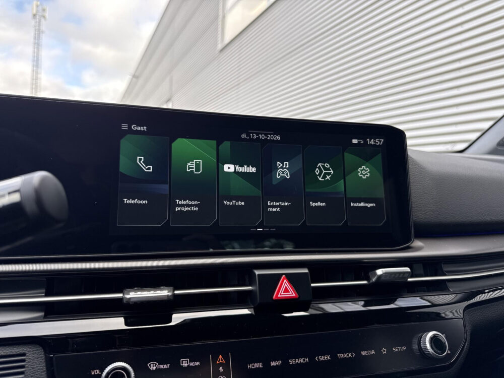 57390415-kia-sportage-1-6-t-gdi-hybrid-black-edition-advanced-informeer-naar-de-beschikbaarheid-2026