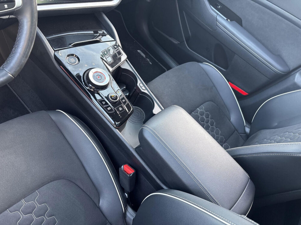 57436506-kia-sportage-1-6-t-gdi-plug-in-hybrid-awd-gt-line-dealeronderhouden-carplay-adpt-cruise-2024