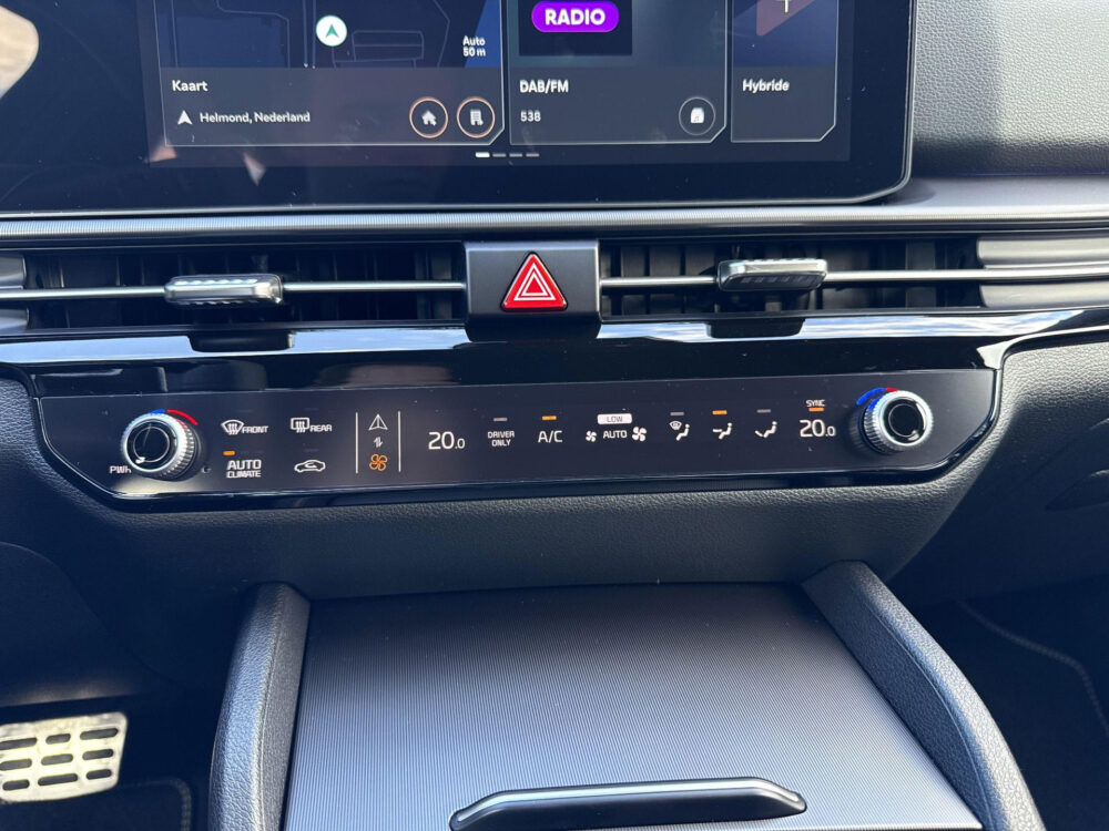 57477265-kia-sportage-1-6-t-gdi-hybrid-gt-line-garantie-tot-9-2036-carplay-camera-2026