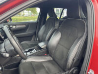 57533260-volvo-xc40-1-5-t5-recharge-r-design-stoelverwarming-achteruitrijcamera-applecarplay-2020