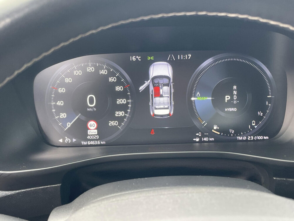 57533260-volvo-xc40-1-5-t5-recharge-r-design-stoelverwarming-achteruitrijcamera-applecarplay-2020