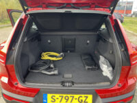 57533260-volvo-xc40-1-5-t5-recharge-r-design-stoelverwarming-achteruitrijcamera-applecarplay-2020